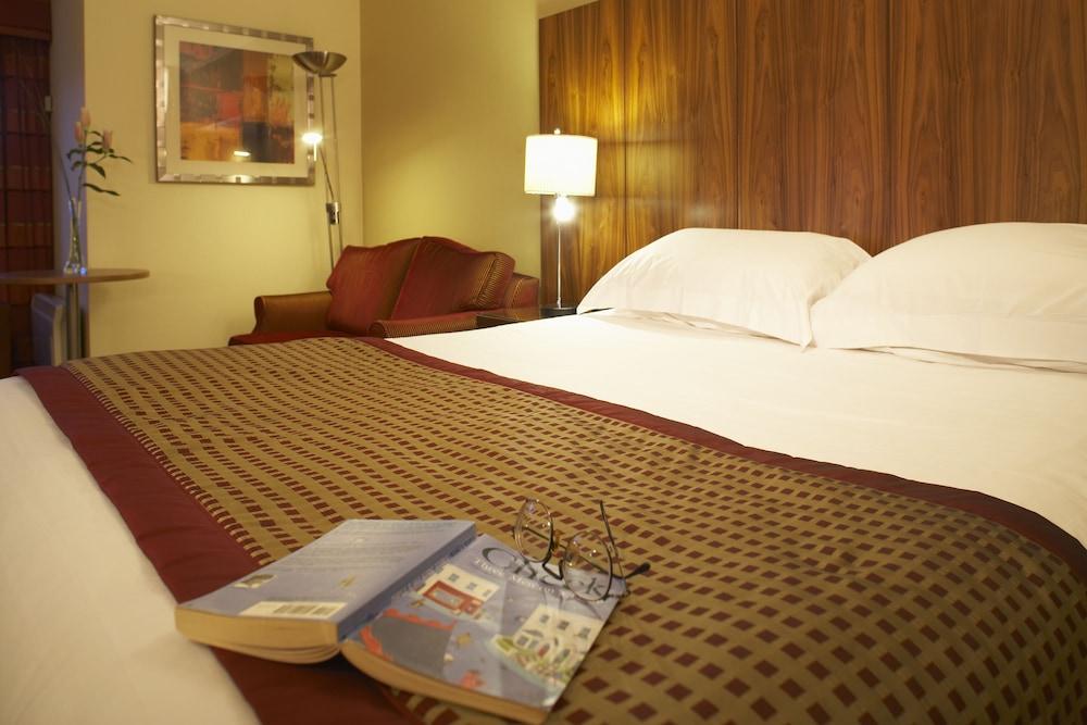 เดลตา โฮเทล บาย แมริออท มิลตัน เคนส์ Hotel มิลตันคีนส์ ภายนอก รูปภาพ